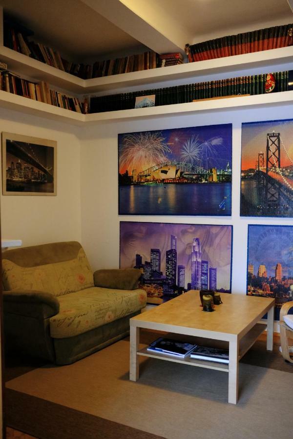 Apartment Old